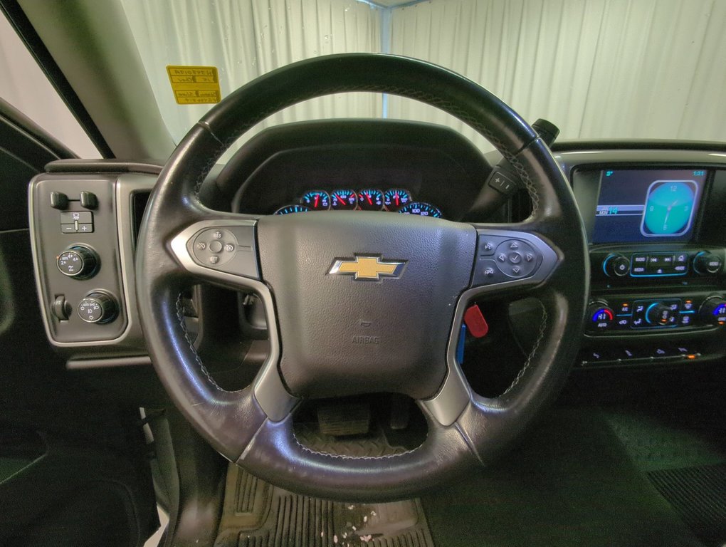 2015 Chevrolet Silverado 1500 LT in Dartmouth, Nova Scotia - 14 - w1024h768px