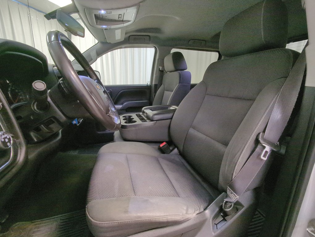 2015 Chevrolet Silverado 1500 LT in Dartmouth, Nova Scotia - 11 - w1024h768px