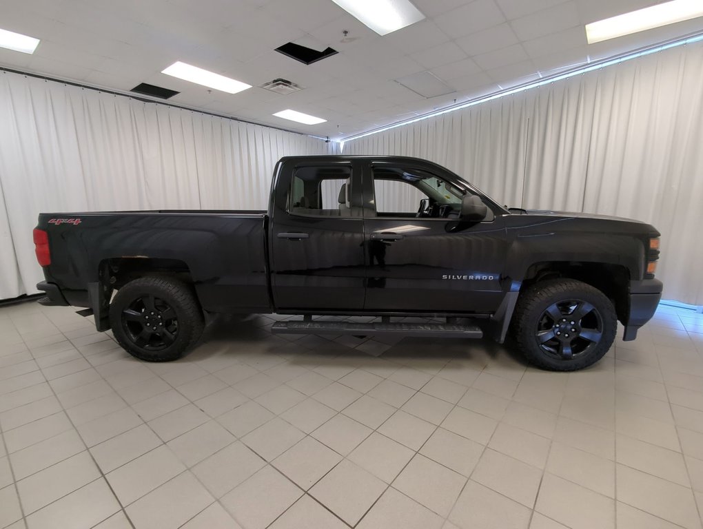 2015 Chevrolet Silverado 1500 Work Truck in Dartmouth, Nova Scotia - 9 - w1024h768px