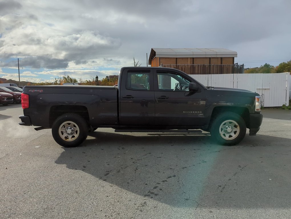 2016  Silverado 1500 Work Truck in Dartmouth, Nova Scotia - 9 - w1024h768px