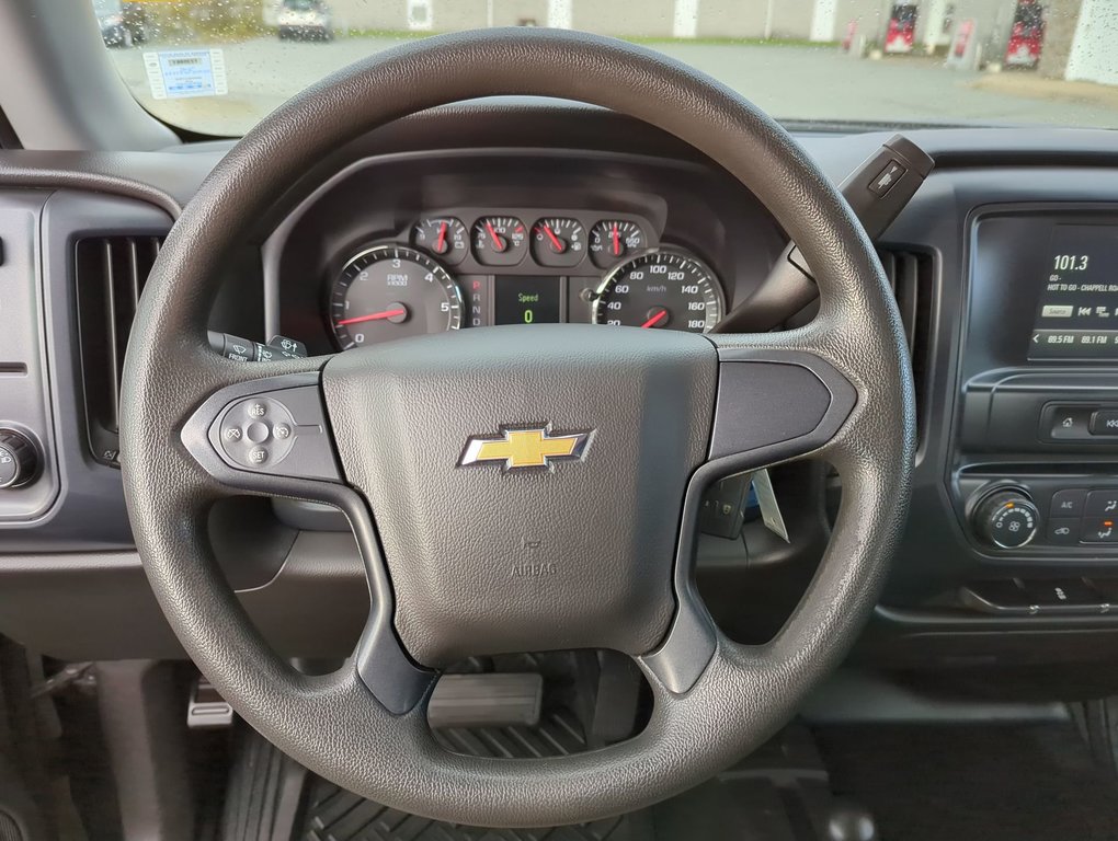 2016  Silverado 1500 Work Truck in Dartmouth, Nova Scotia - 14 - w1024h768px