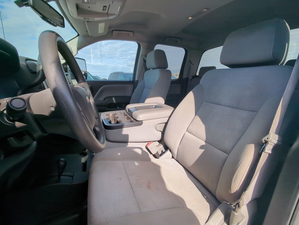 2016 Chevrolet Silverado 1500 LS in Dartmouth, Nova Scotia - 11 - w1024h768px