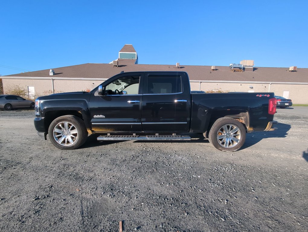 2017  Silverado 1500 High Country in Dartmouth, Nova Scotia - 5 - w1024h768px