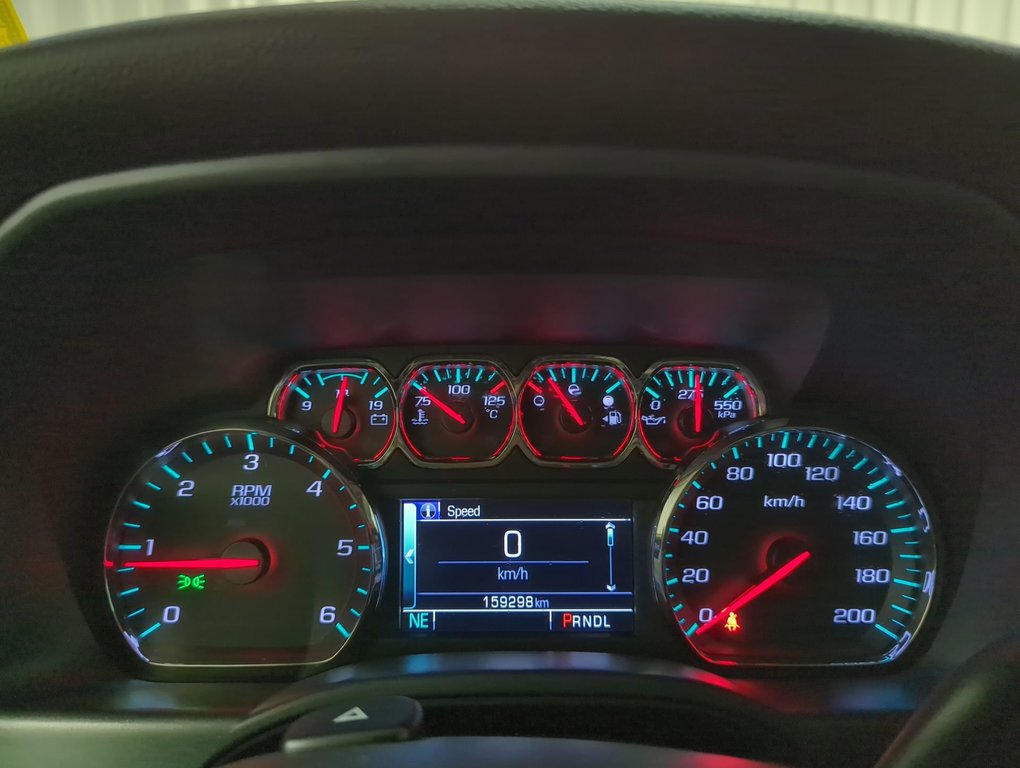 2017 Chevrolet Silverado 1500 LT in Dartmouth, Nova Scotia - 15 - w1024h768px