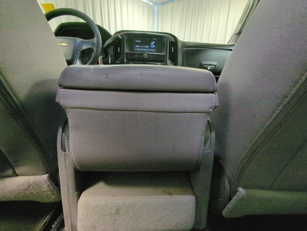 2017 Chevrolet Silverado 1500 Custom in Dartmouth, Nova Scotia - 19 - w1024h768px