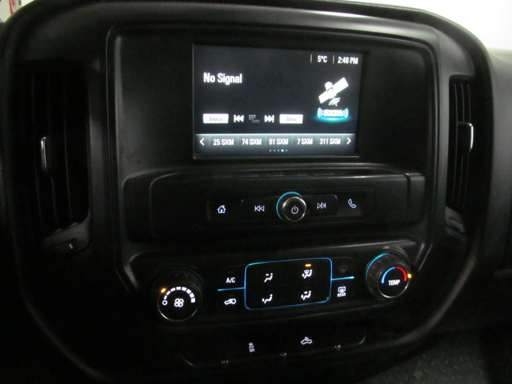 2017 Chevrolet Silverado 1500 Custom in Dartmouth, Nova Scotia - 6 - w1024h768px