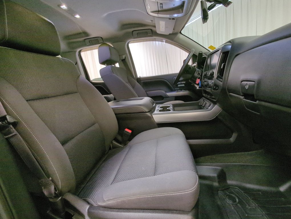 2017 Chevrolet Silverado 1500 LT in Dartmouth, Nova Scotia - 23 - w1024h768px