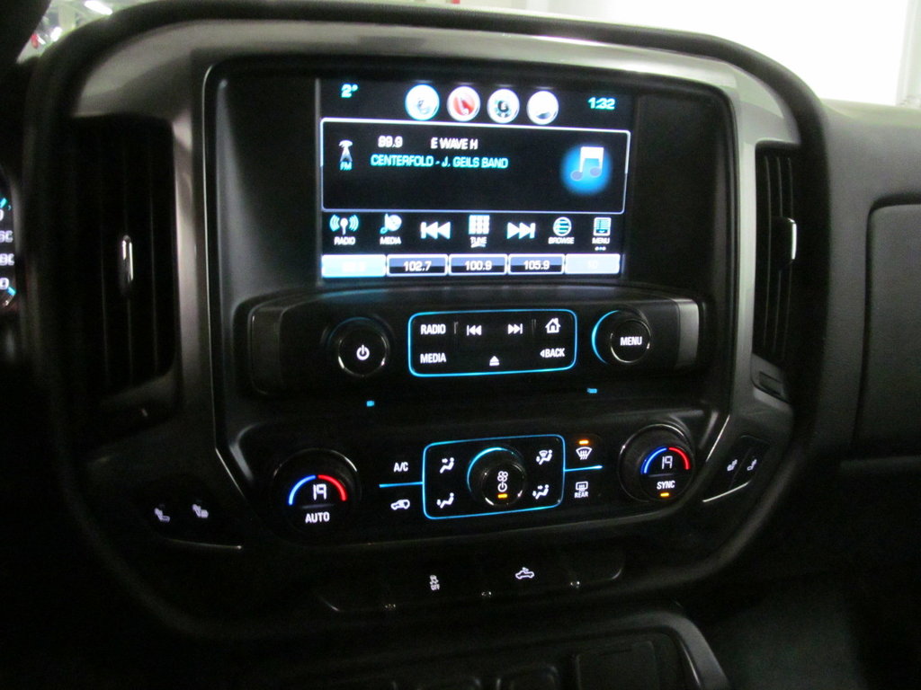 2017 Chevrolet Silverado 1500 LT in Dartmouth, Nova Scotia - 6 - w1024h768px