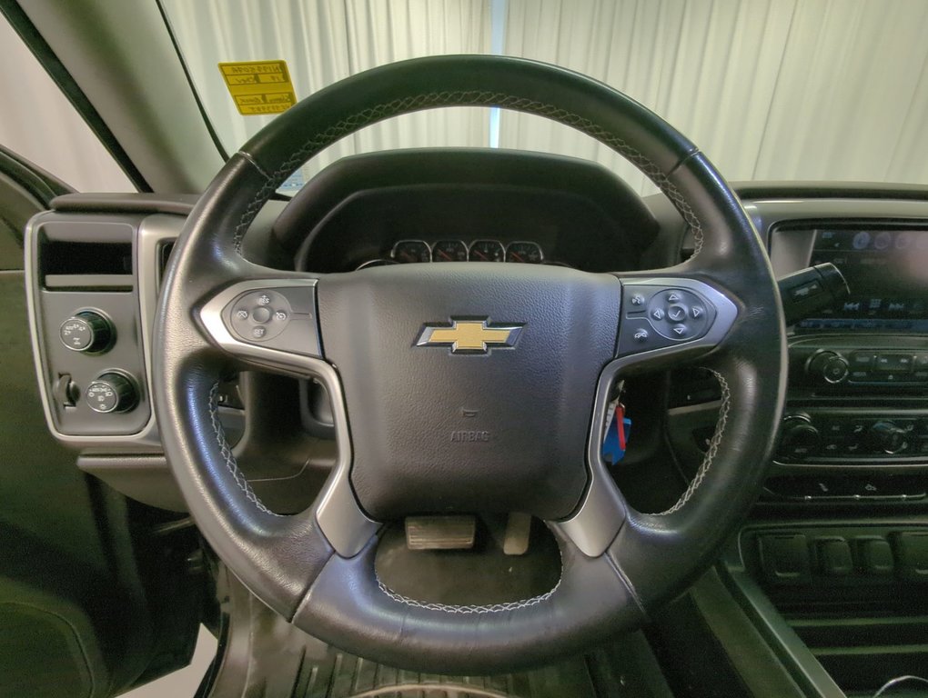 2017 Chevrolet Silverado 1500 LT in Dartmouth, Nova Scotia - 14 - w1024h768px