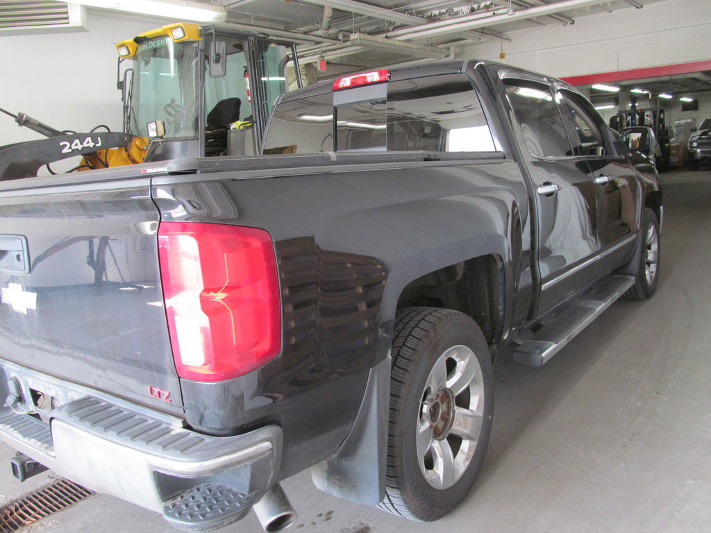 2018 Chevrolet Silverado 1500 LTZ in Dartmouth, Nova Scotia - 4 - w1024h768px