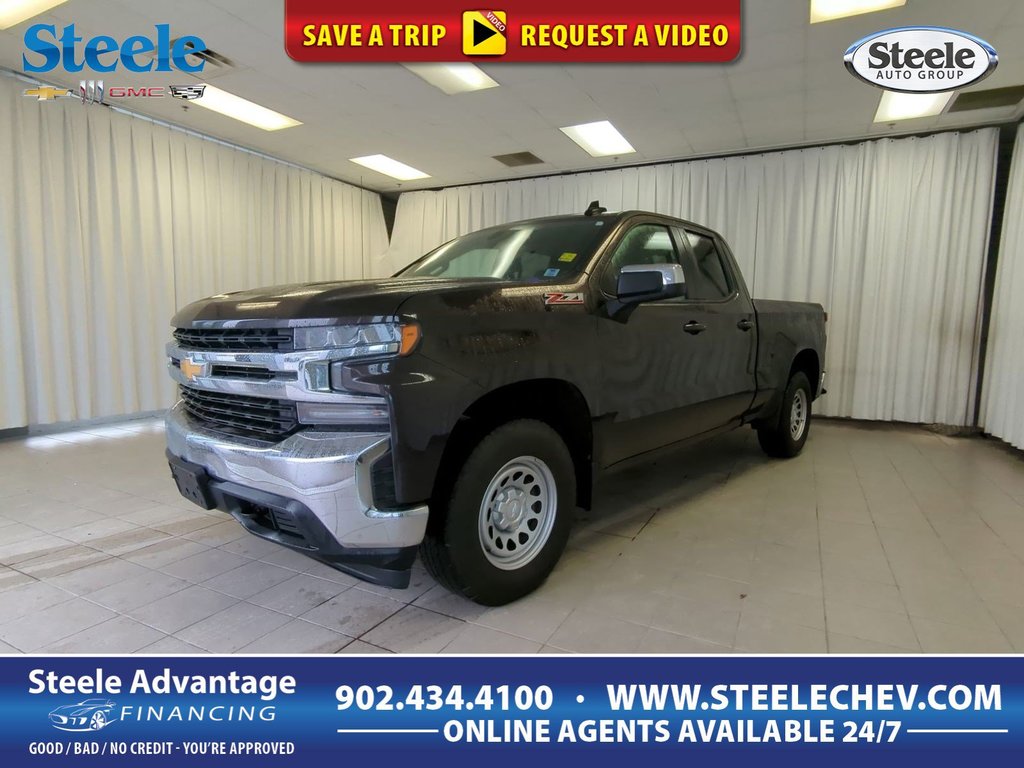 2019 Chevrolet Silverado 1500 LT in Dartmouth, Nova Scotia - 1 - w1024h768px