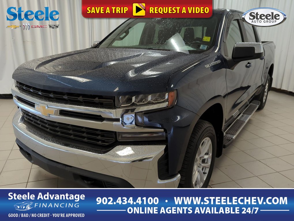 2019 Chevrolet Silverado 1500 LT in Dartmouth, Nova Scotia - 1 - w1024h768px