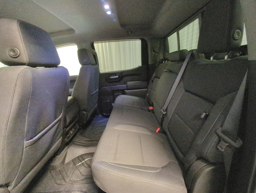 2019 Chevrolet Silverado 1500 LT in Dartmouth, Nova Scotia - 22 - w1024h768px
