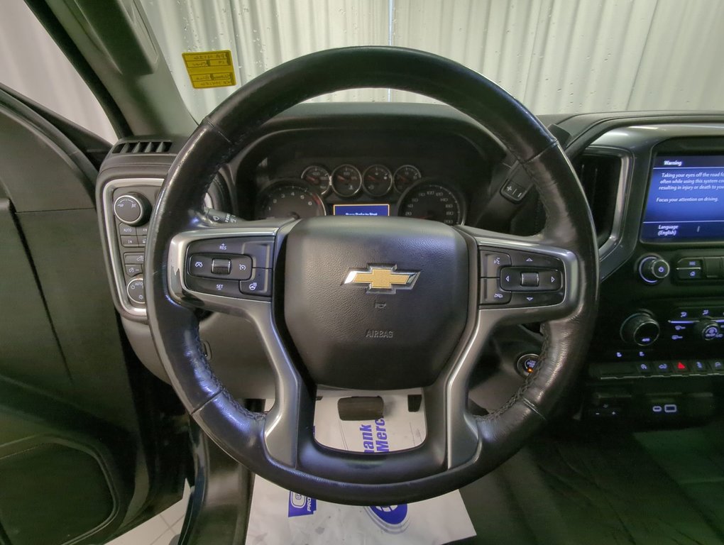 2019 Chevrolet Silverado 1500 LT in Dartmouth, Nova Scotia - 14 - w1024h768px