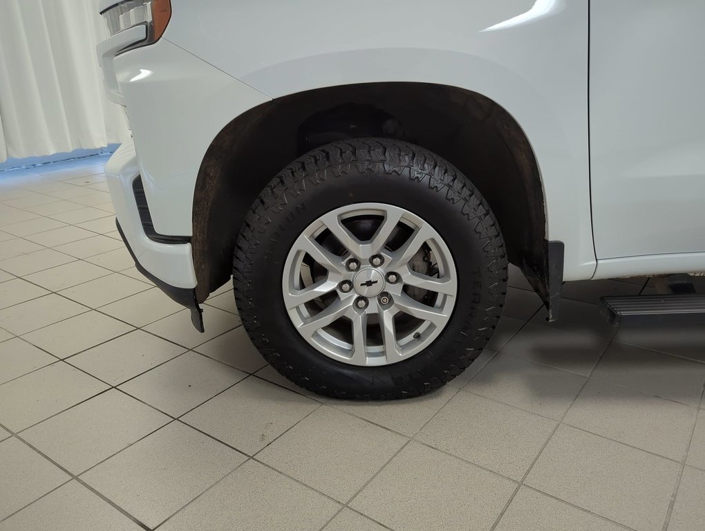 2019 Chevrolet Silverado 1500 RST in Dartmouth, Nova Scotia - 10 - w1024h768px