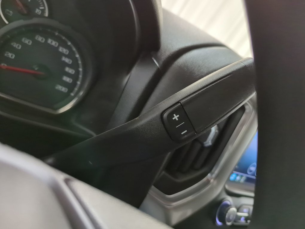 2019 Chevrolet Silverado 1500 RST in Dartmouth, Nova Scotia - 19 - w1024h768px