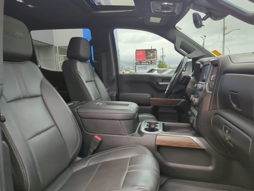 2020  Silverado 1500 High Country Leather 6.2L *GM Certified* 4.99% Financing OAC in Dartmouth, Nova Scotia - 25 - w1024h768px