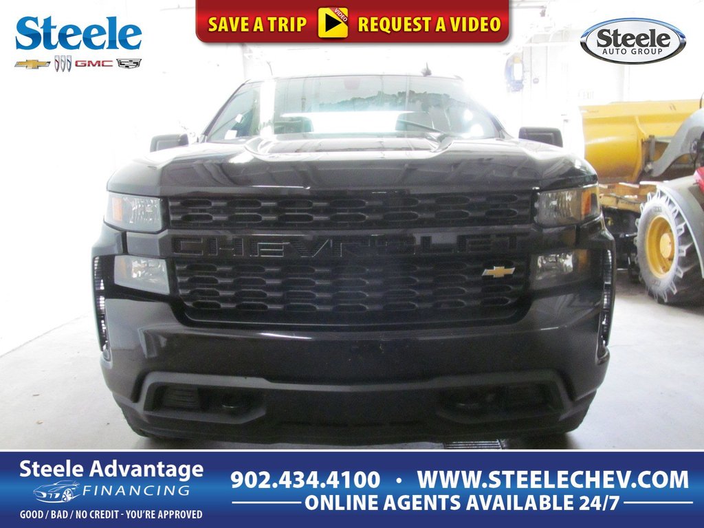 2020 Chevrolet Silverado 1500 Custom in Dartmouth, Nova Scotia - 1 - w1024h768px