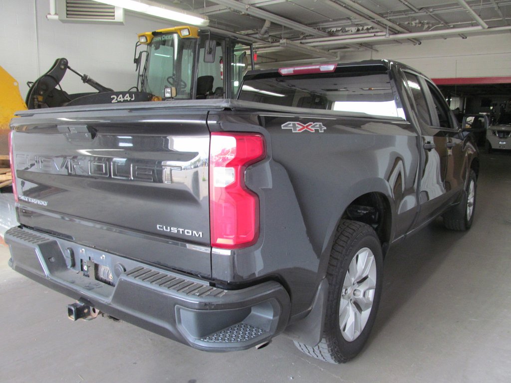 2020 Chevrolet Silverado 1500 Custom in Dartmouth, Nova Scotia - 4 - w1024h768px