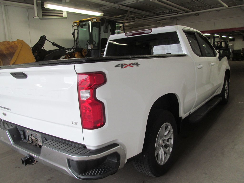 2020 Chevrolet Silverado 1500 LT in Dartmouth, Nova Scotia - 4 - w1024h768px