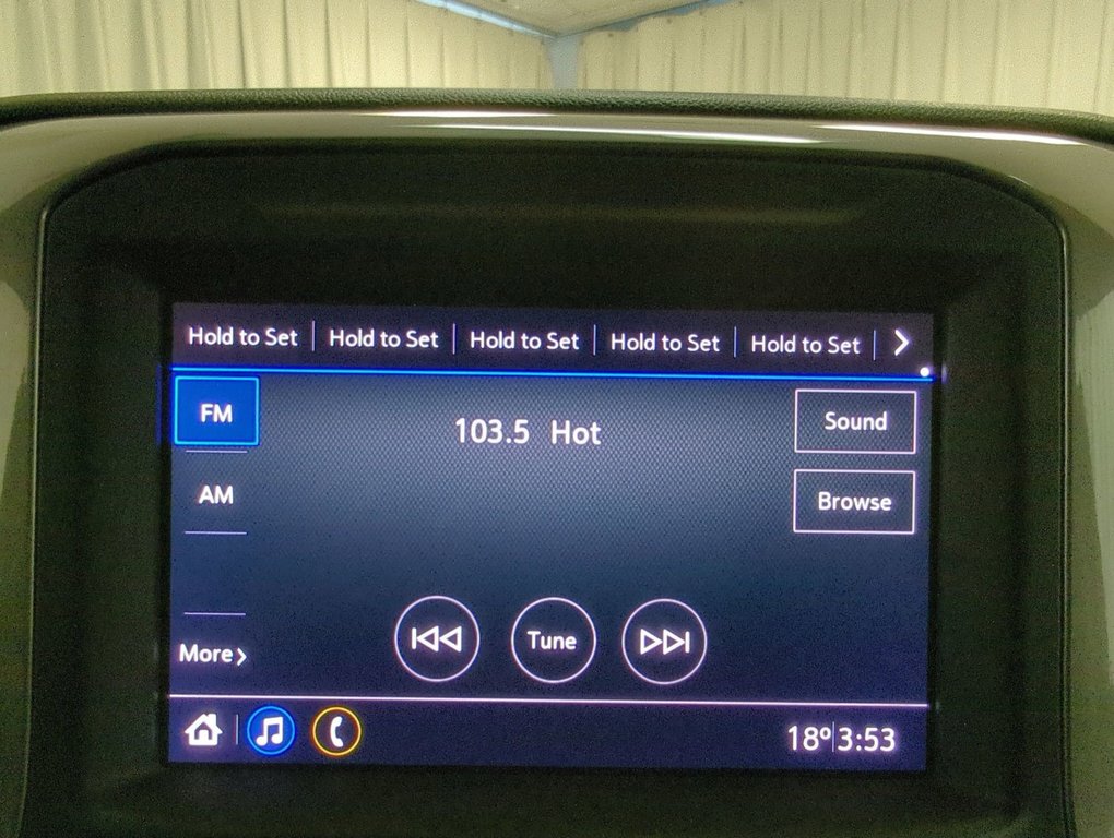 2020 Chevrolet Silverado 1500 Custom in Dartmouth, Nova Scotia - 16 - w1024h768px