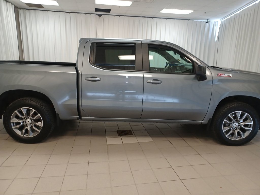 2021  Silverado 1500 RST Diesel *GM Certified* 4.99% Financing OAC in Dartmouth, Nova Scotia - 5 - w1024h768px