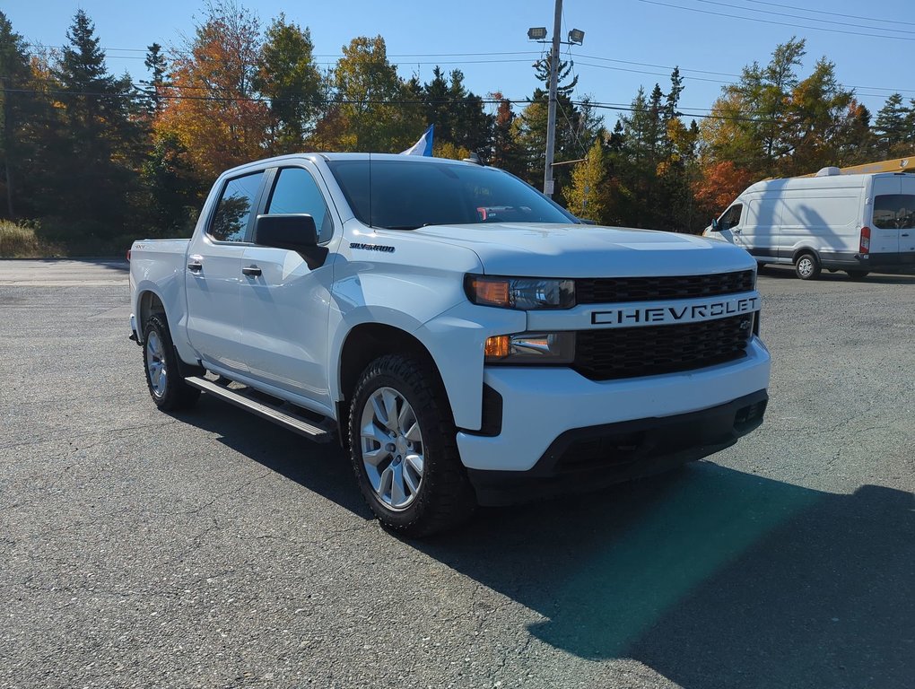 2021  Silverado 1500 Custom V8 *GM Certified* 4.99% Financing OAC in Dartmouth, Nova Scotia - 2 - w1024h768px