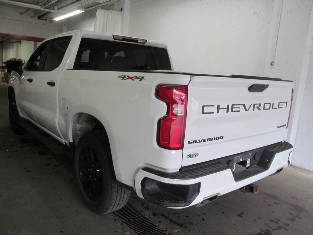 2021  Silverado 1500 Custom in Dartmouth, Nova Scotia - 2 - w1024h768px