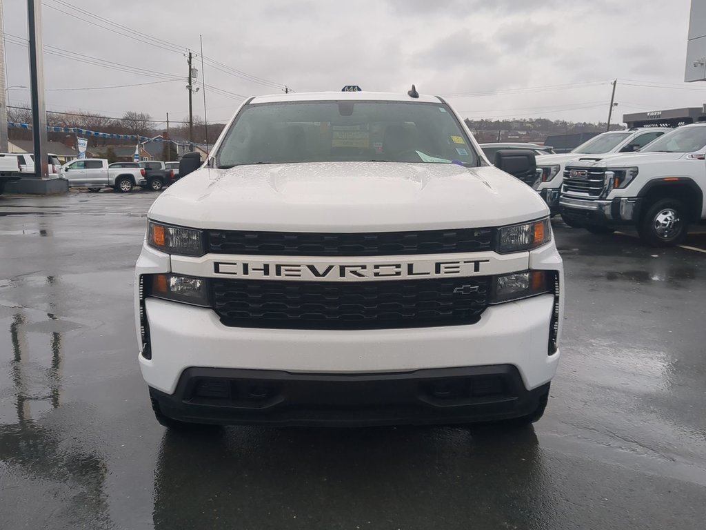 2021 Chevrolet Silverado 1500 Custom V8 *GM Certified* 4.99% Financing OAC in Dartmouth, Nova Scotia - 3 - w1024h768px