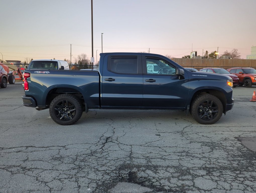 2022 Chevrolet Silverado 1500 Custom *GM Certified* 4.99% Financing OAC in Dartmouth, Nova Scotia - 9 - w1024h768px