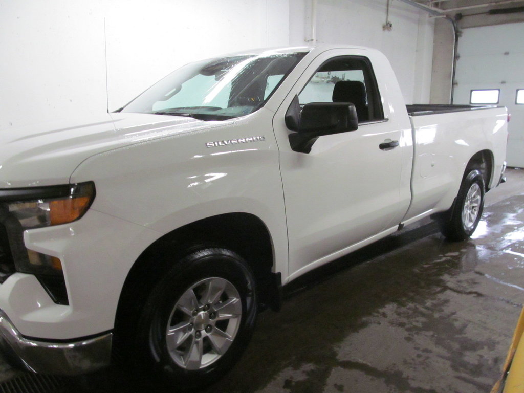 2022 Chevrolet Silverado 1500 Work Truck 5.3L V8 8FT Box *GM Certified* 4.99% Financing OAC in Dartmouth, Nova Scotia - 2 - w1024h768px