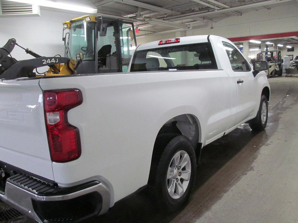 2022 Chevrolet Silverado 1500 Work Truck 5.3L V8 8FT Box *GM Certified* 4.99% Financing OAC in Dartmouth, Nova Scotia - 4 - w1024h768px