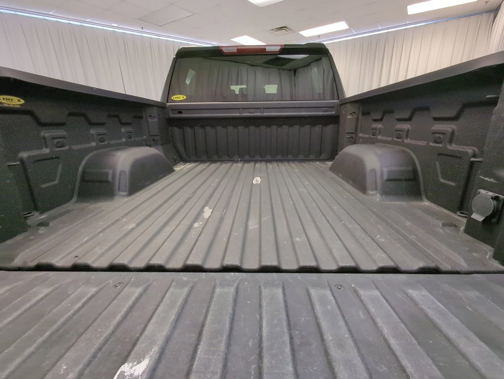 2022 Chevrolet Silverado 1500 LT in Dartmouth, Nova Scotia - 23 - w1024h768px