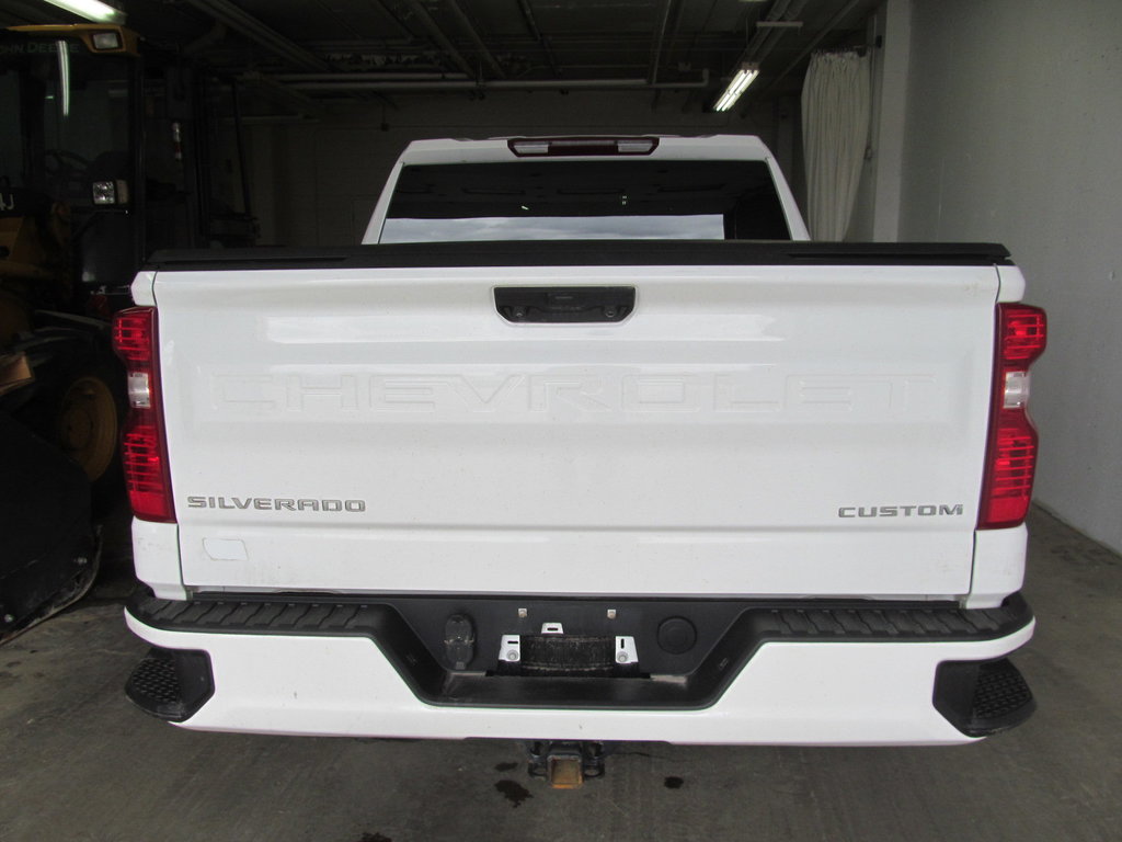 2022 Chevrolet Silverado 1500 Custom in Dartmouth, Nova Scotia - 3 - w1024h768px