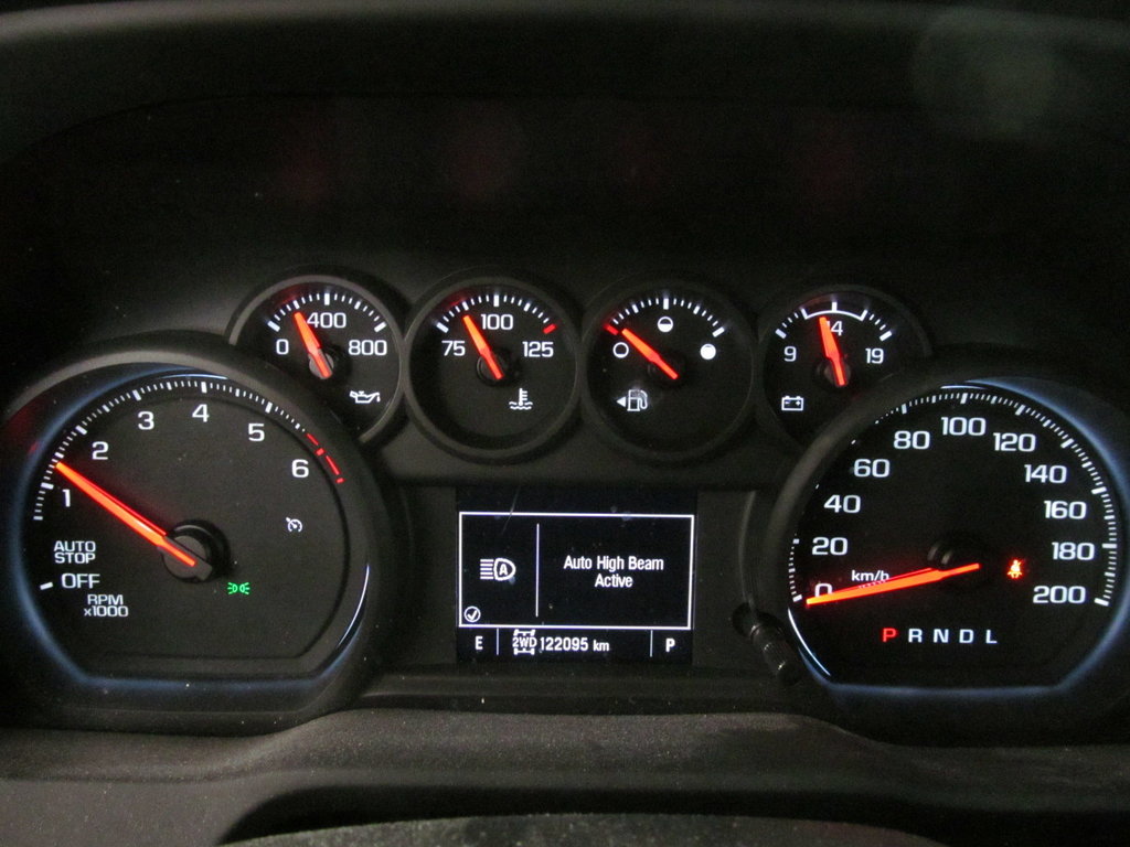 2022 Chevrolet Silverado 1500 Custom in Dartmouth, Nova Scotia - 5 - w1024h768px