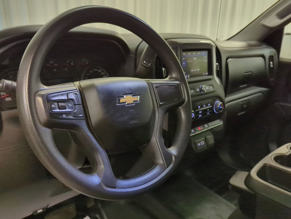2022 Chevrolet Silverado 1500 Work Truck in Dartmouth, Nova Scotia - 19 - w1024h768px