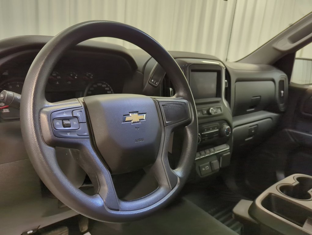 2022 Chevrolet Silverado 1500 Custom in Dartmouth, Nova Scotia - 19 - w1024h768px