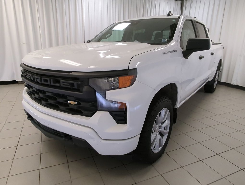 2022 Chevrolet Silverado 1500 Custom in Dartmouth, Nova Scotia - 4 - w1024h768px