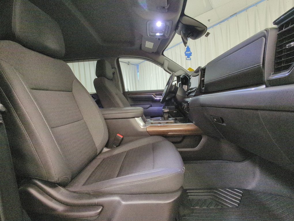 2022 Chevrolet Silverado 1500 LT Trail Boss in Dartmouth, Nova Scotia - 25 - w1024h768px