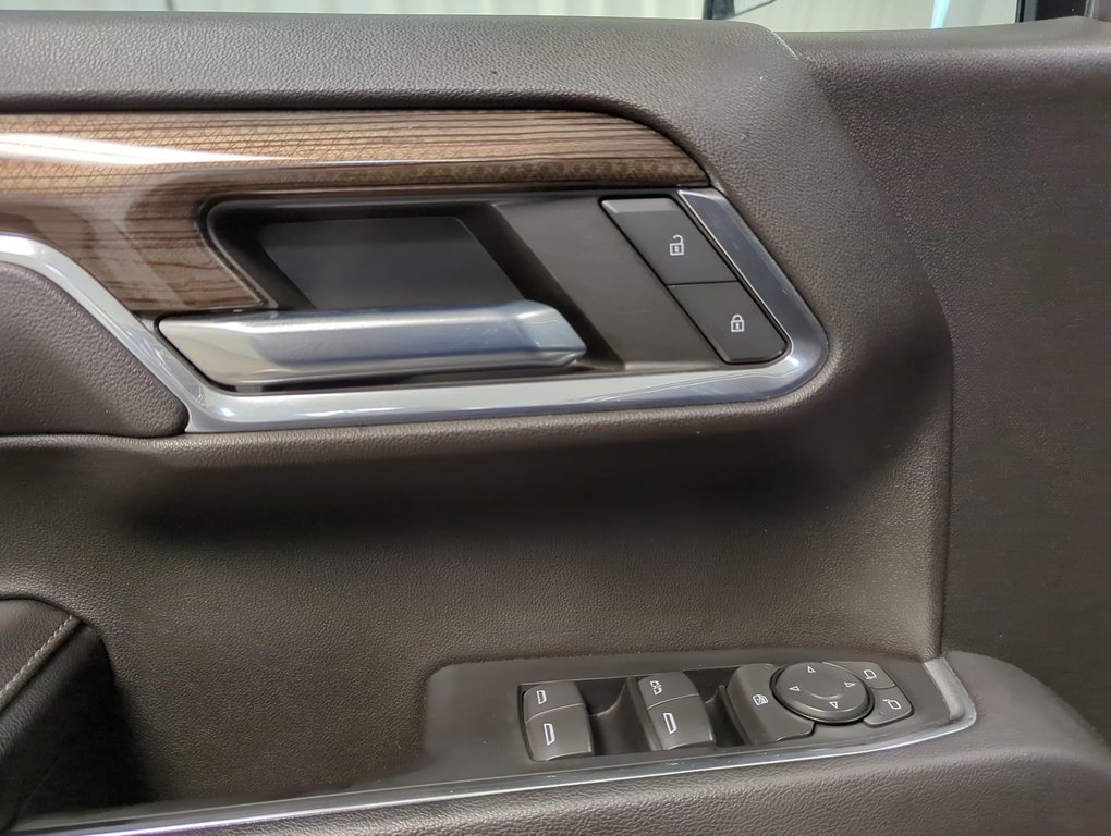 2022 Chevrolet Silverado 1500 LT Trail Boss in Dartmouth, Nova Scotia - 13 - w1024h768px