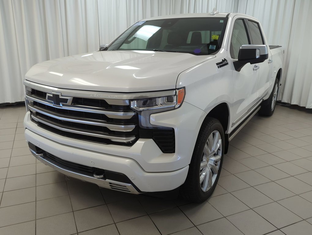 2023 Chevrolet Silverado 1500 High Country in Dartmouth, Nova Scotia - 4 - w1024h768px