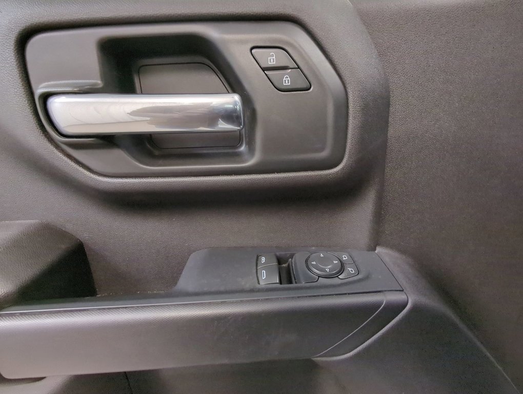 2023 Chevrolet Silverado 1500 Work Truck in Dartmouth, Nova Scotia - 13 - w1024h768px