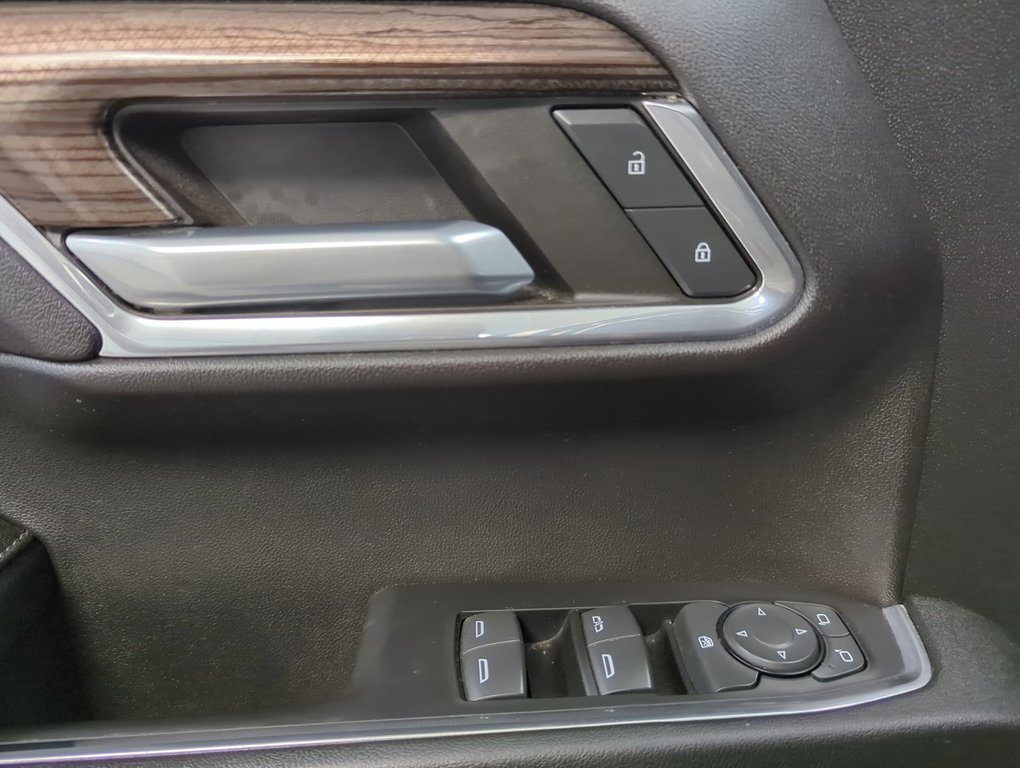 2023 Chevrolet Silverado 1500 RST in Dartmouth, Nova Scotia - 13 - w1024h768px
