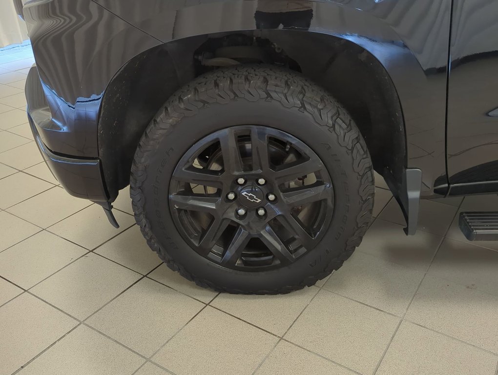 2023 Chevrolet Silverado 1500 RST in Dartmouth, Nova Scotia - 10 - w1024h768px