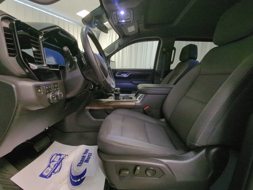 2023 Chevrolet Silverado 1500 LT Trail Boss in Dartmouth, Nova Scotia - 11 - w1024h768px