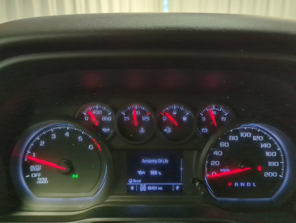 2023 Chevrolet Silverado 1500 Custom in Dartmouth, Nova Scotia - 15 - w1024h768px