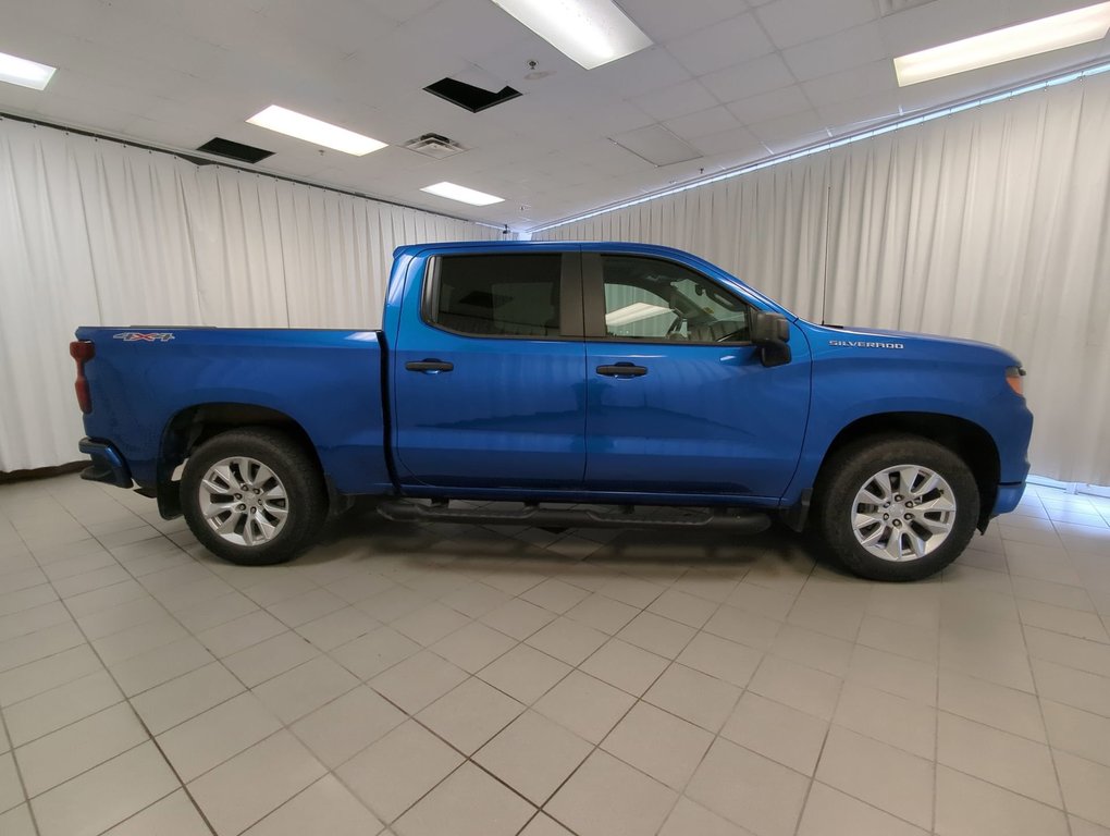 2023 Chevrolet Silverado 1500 Custom in Dartmouth, Nova Scotia - 9 - w1024h768px