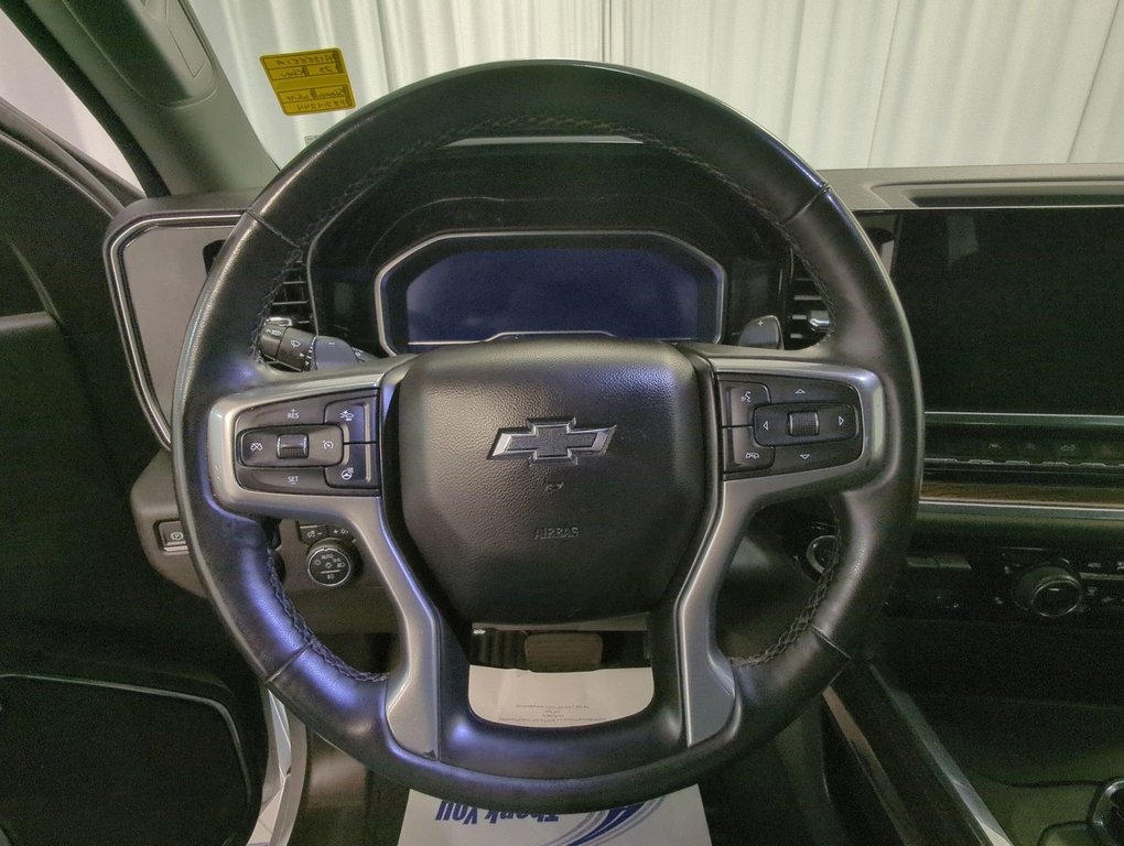 2023 Chevrolet Silverado 1500 RST in Dartmouth, Nova Scotia - 14 - w1024h768px