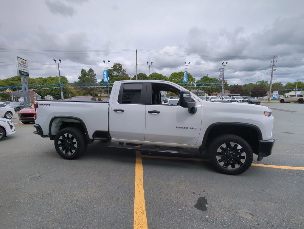 2020  Silverado 2500HD Custom 2500 HD *GM Certified* in Dartmouth, Nova Scotia - 9 - w1024h768px