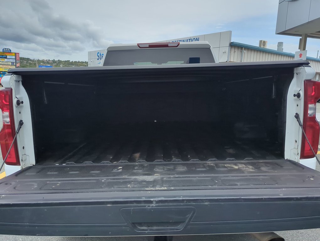 2020  Silverado 2500HD Custom 2500 HD *GM Certified* in Dartmouth, Nova Scotia - 22 - w1024h768px